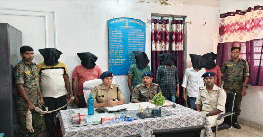 Gumla News, Raidih Police, Dacoity Plan Busted