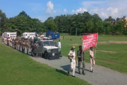 Jamshedpur Police conducted a mock drill to test their preparedness for maintaining law and order.